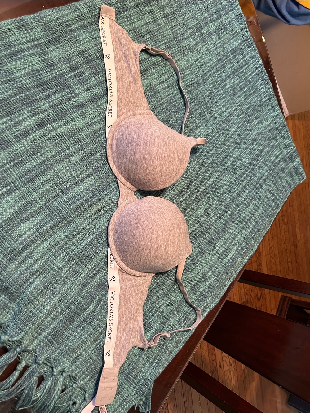 Victoria's Secret Light Heather Gray T-Shirt Bra
